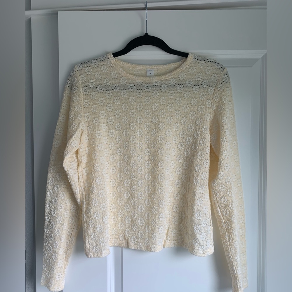 Women’s long sleeve top
